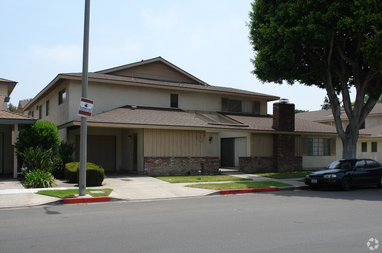 Foto principal - 16162 Malaga Ln