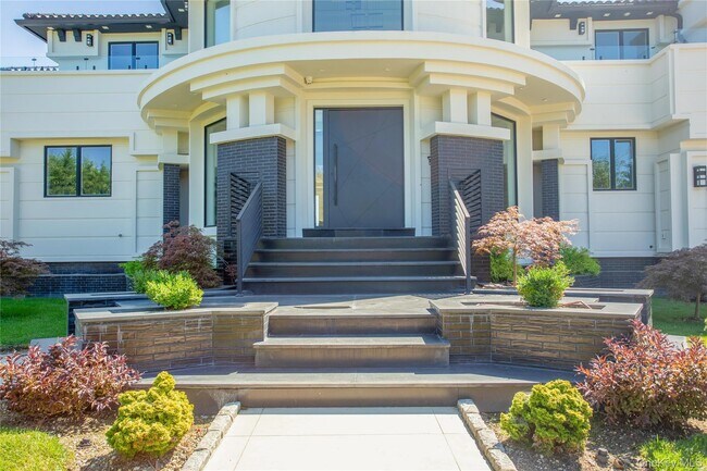 Foto del edificio - 190 Curtis Rd