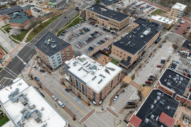 210 S Depeyster Street - Landmark at Kent