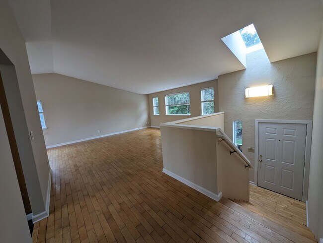 Building Photo - Two Master Bedrooms! in This Large Silverd...