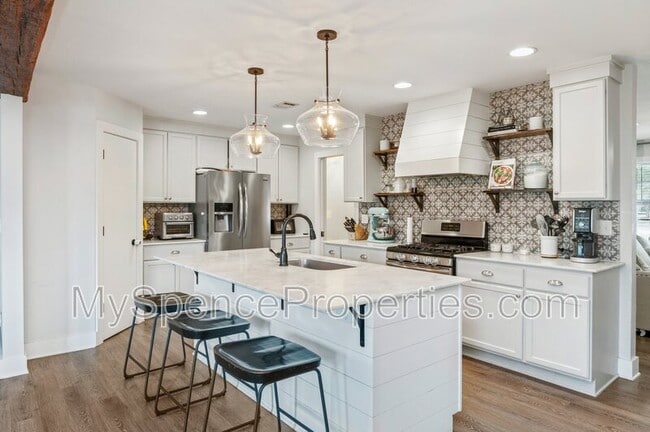 Foto del edificio - 235 Sotir St NW