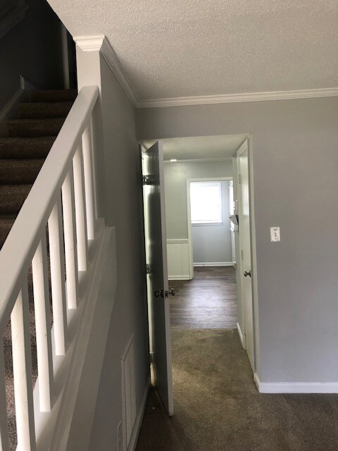 Foto del edificio - 4411 Graceland Ct