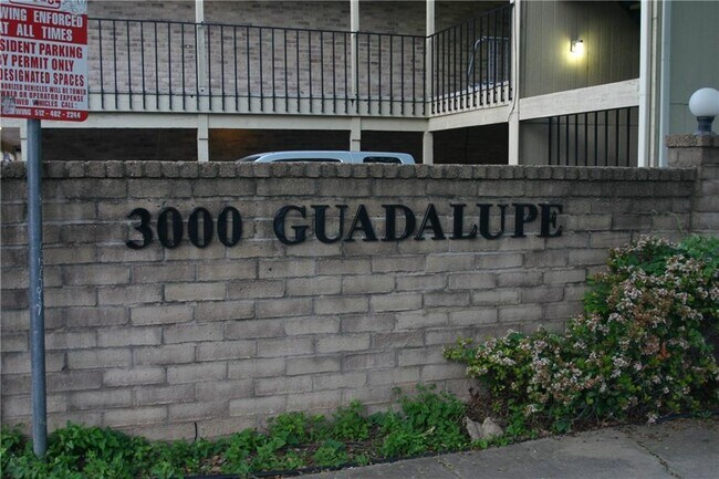 Building Photo - 3000 Guadalupe St