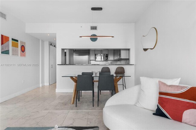 Foto del edificio - 540 West Ave