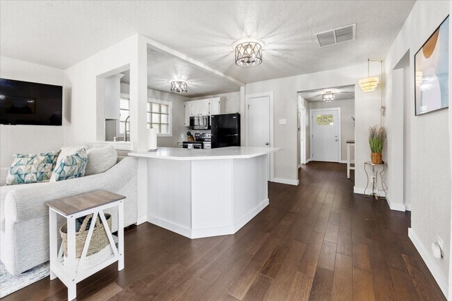 Foto del edificio - 2600 N 29th St