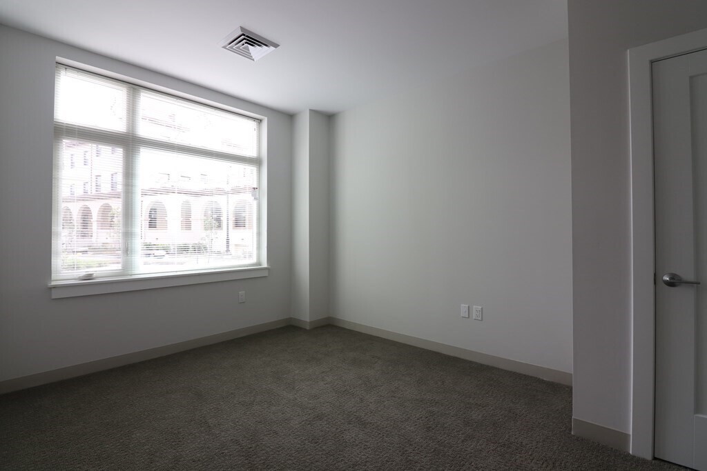 Foto del edificio - 181 Washington St