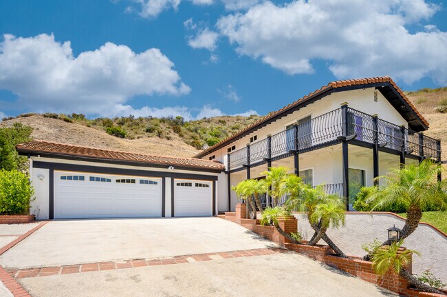 Building Photo - 901 Stewarton Way