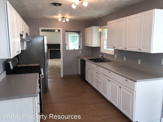 Building Photo - 3 br, 3 bath House - 712 NW 8th St.