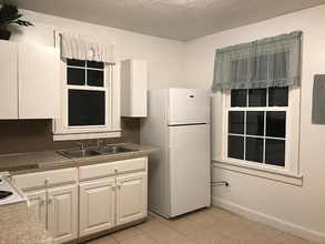 Building Photo - 4430 Victor St