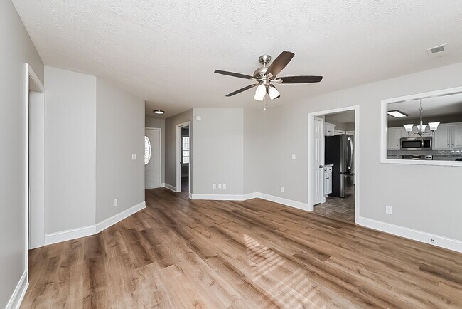Foto del edificio - 8003 Westfork Dr