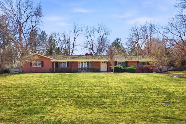 Building Photo - 2050 Cherryville Rd