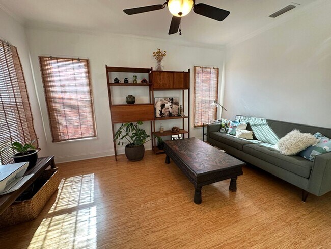 Foto del edificio - 3 Bdrm/2 Bath Mid-Century Home in Golden Hills Neighborhood of Fullerton