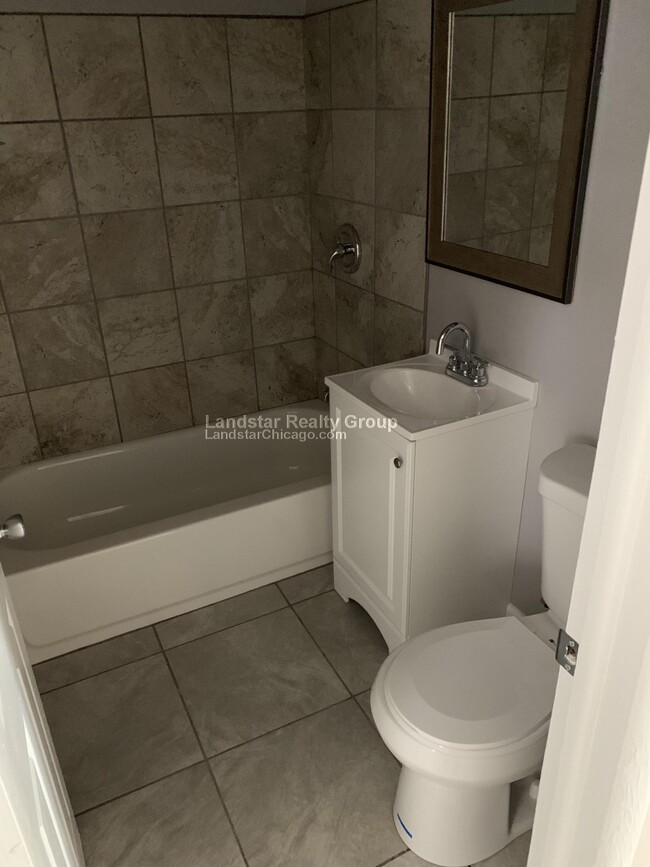 Foto del edificio - 3812 25th Ave
