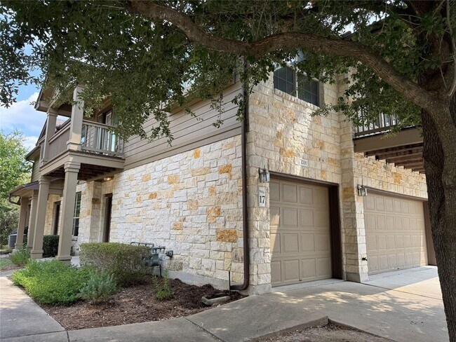 Foto del edificio - 1310 W Parmer Ln
