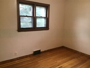 Building Photo - 5054 N 48th St