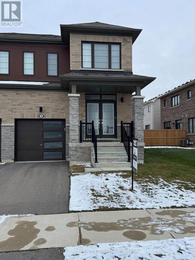 Building Photo - 50 Whithorn Cres