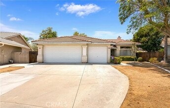 Building Photo - 1820 Rosemont Cir