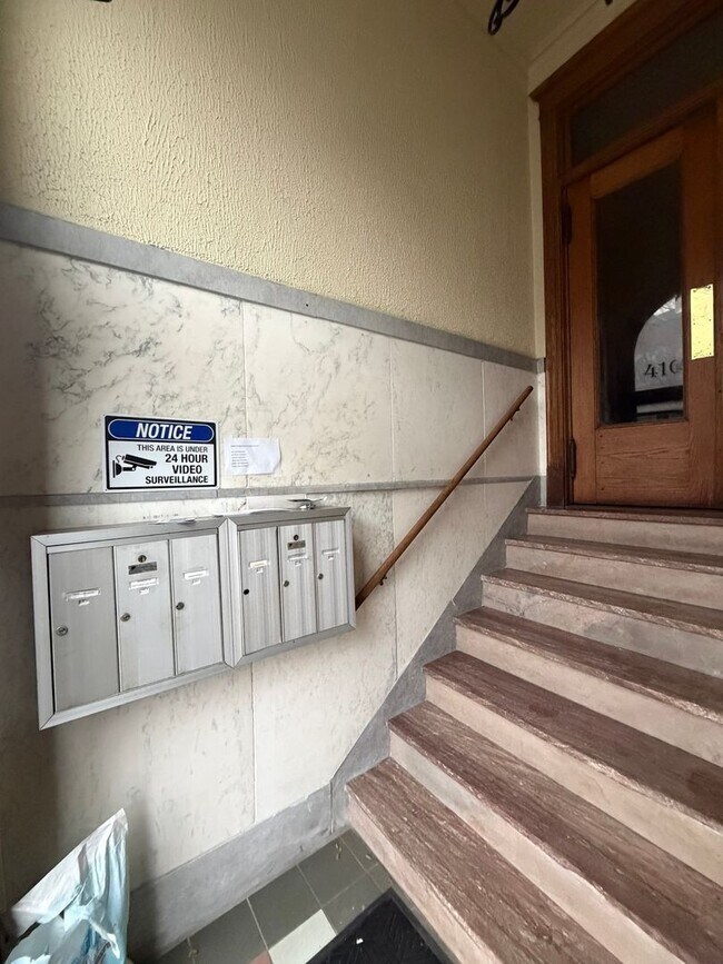 Foto del edificio - 4108 N Southport Ave