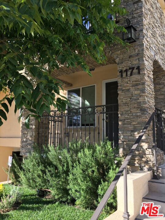 Foto del edificio - 1171 Franklin St