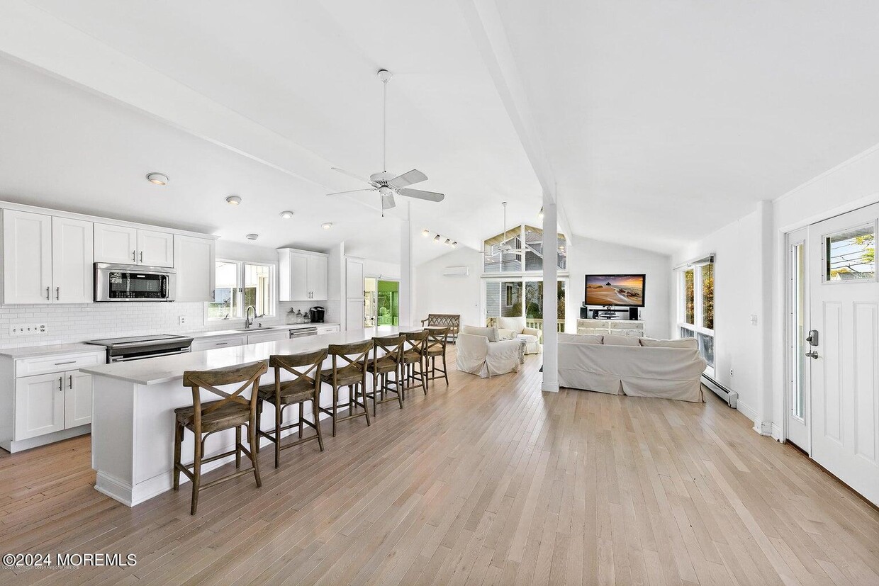 Foto principal - 65 Seaview Ave