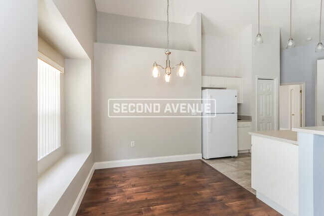 Foto del edificio - 4622 Tailfeather Ct