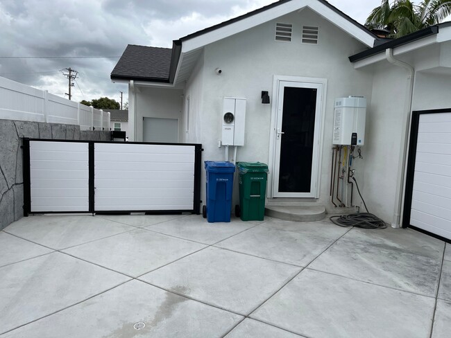 Building Photo - 5331 E Brittain St