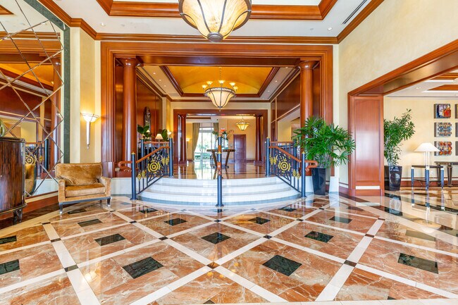 Foto del edificio - 20201 E Country Club Dr