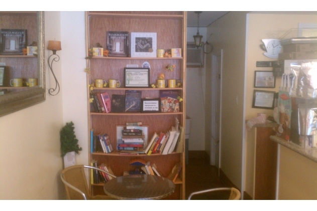 Interior Photo2 - 715-729 4th Ave