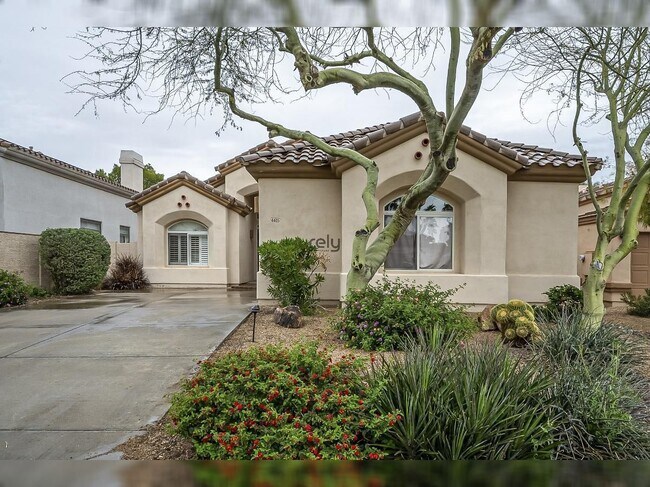 Foto del edificio - 4605 N Clear Creek Dr