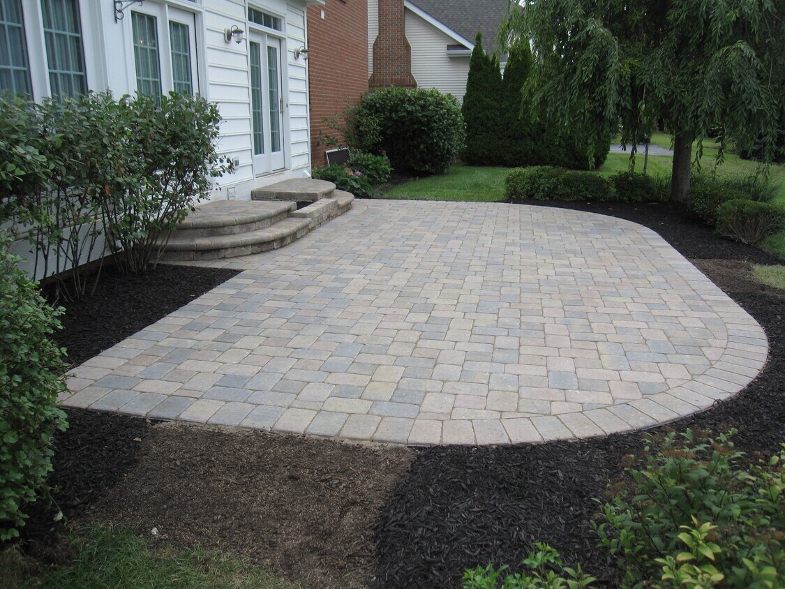 Foto principal - 7143 Tumblebrook Dr
