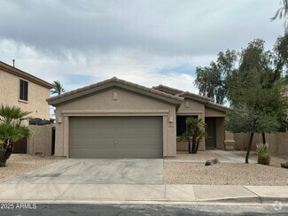 Building Photo - 14451 W Weldon Ave