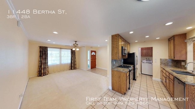 Building Photo - 11448 Bertha St