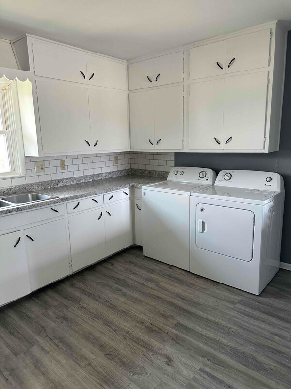 Foto del edificio - 149 E 1st St