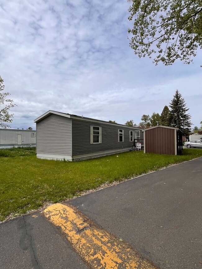 Building Photo - 1045 Conrad Dr