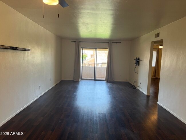 Building Photo - 10828 N Biltmore Dr