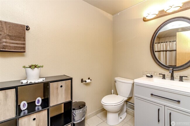 Foto del edificio - 15103 Westmore Dr E