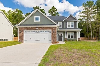 Building Photo - 587 Foothills St