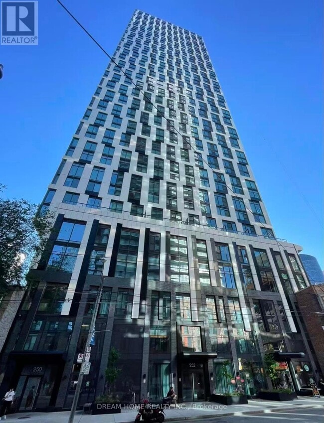 Building Photo - 252 Church St