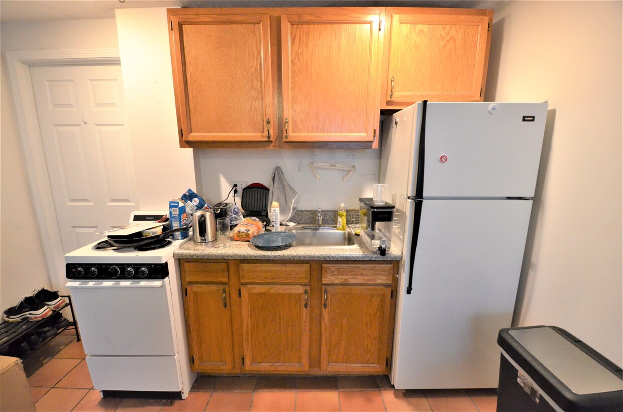 Primary Photo - 43 Symphony Rd