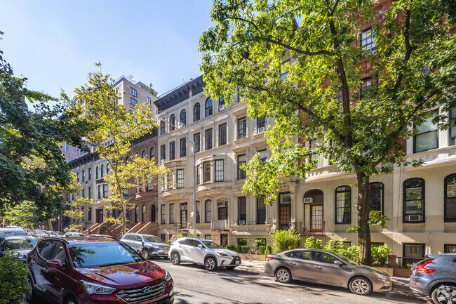 Building Photo - 22 West 83rd Street