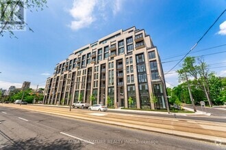 Building Photo - 2-802 Forest Hill Rd
