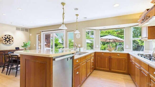 Foto del edificio - 5212 Beaumont Way