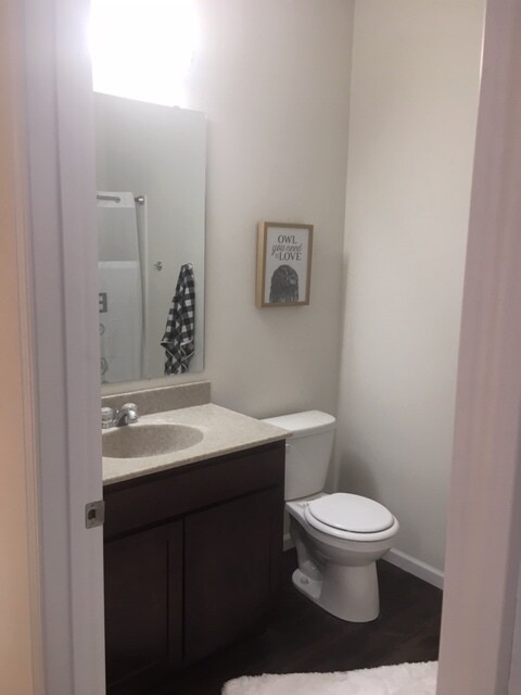 Baño amplio - Hi Vine
