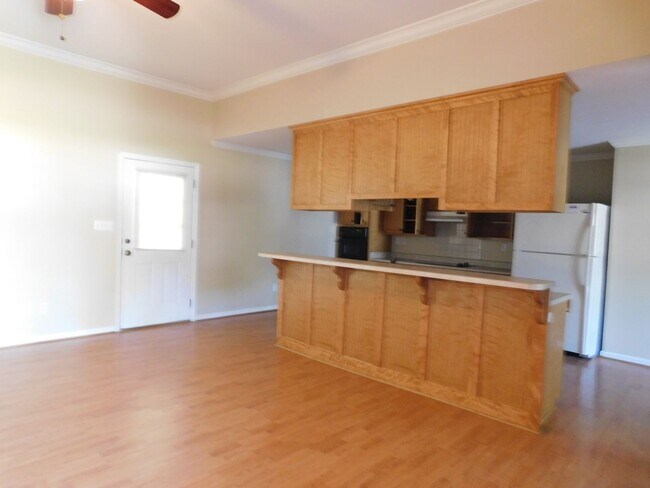 Building Photo - Spring Creek S/D