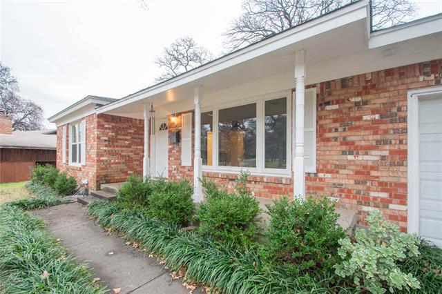 Foto del edificio - 4821 Red Oak Ln