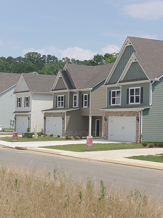 6842 Dharma Loop, Chattanooga, TN 37412 House Rental in Chattanooga, TN