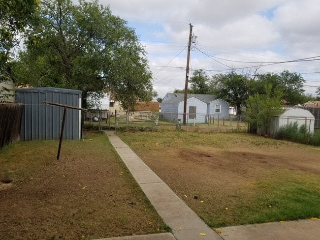 Foto del edificio - 4607 Preston St