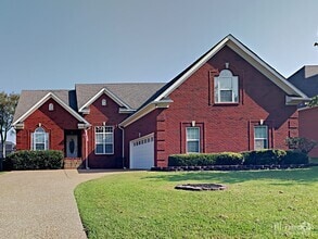 Building Photo - 2112 Parliament Dr