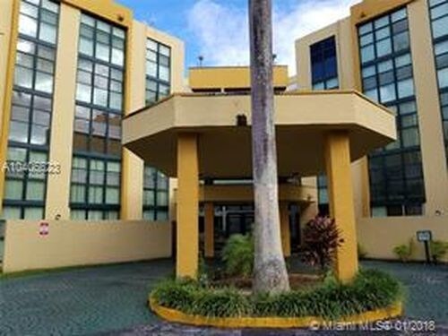 Foto principal - 11790 SW 18th St