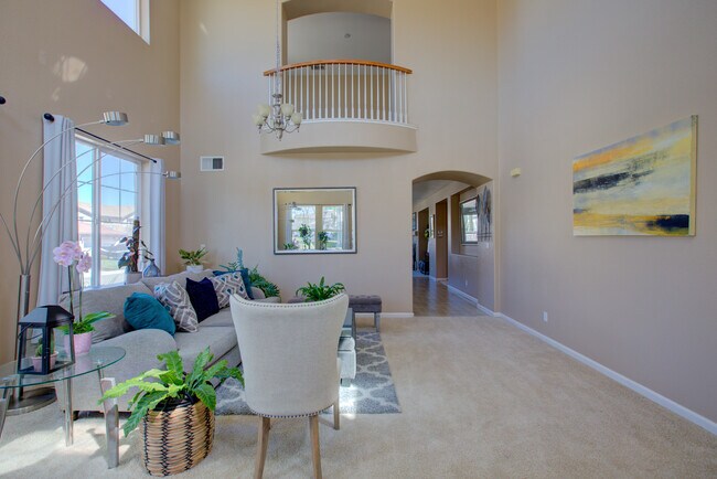Building Photo - 9199 Fairway Ct